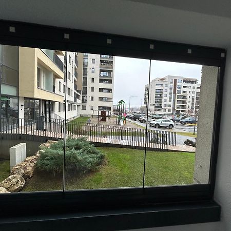Jad - Luxury 3 Rooms & 2 Rooms Apartments In Kasper, Near Coresi Mall Brasov Bagian luar foto