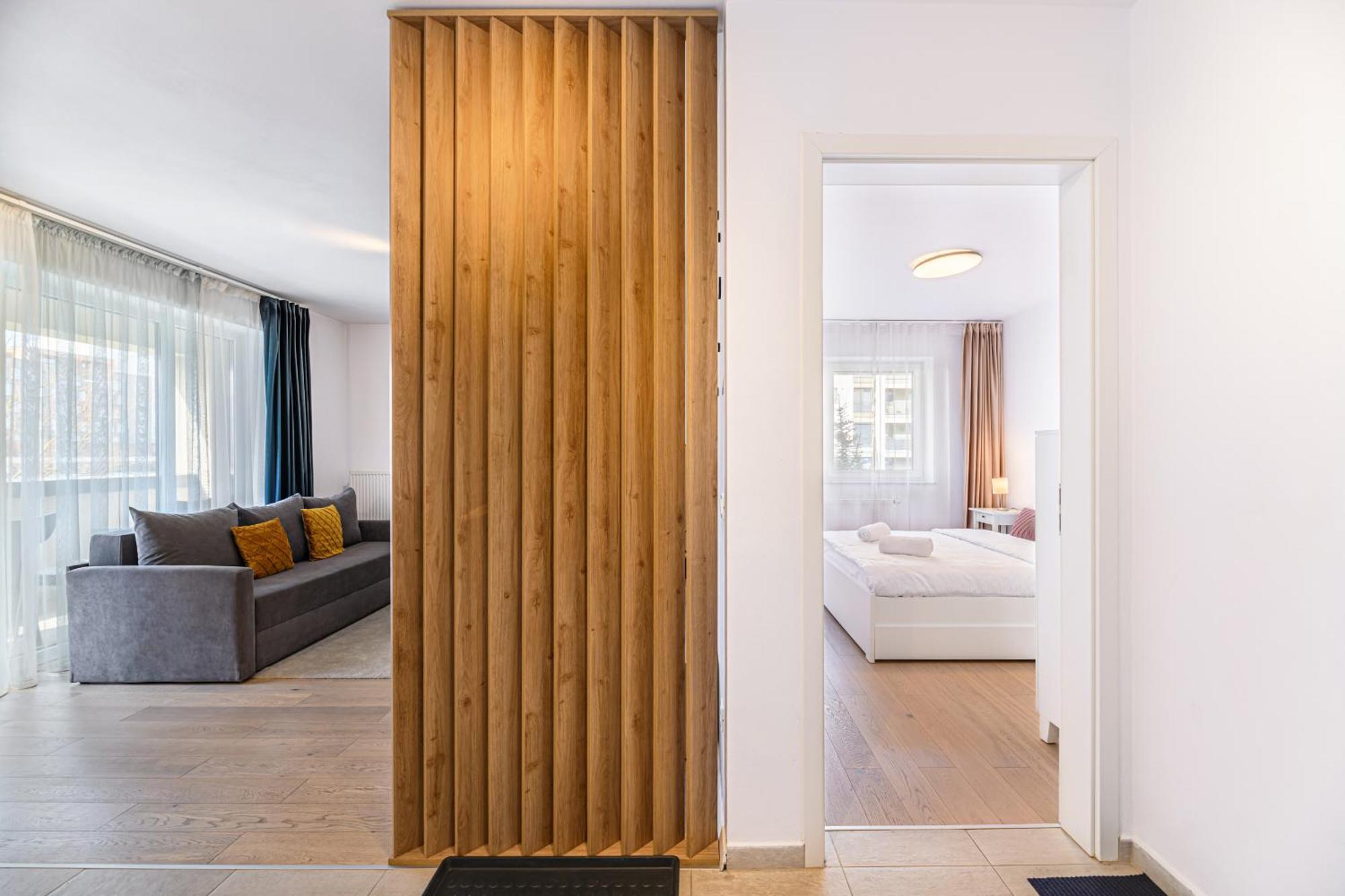 Jad - Luxury 3 Rooms & 2 Rooms Apartments In Kasper, Near Coresi Mall Brasov Bagian luar foto
